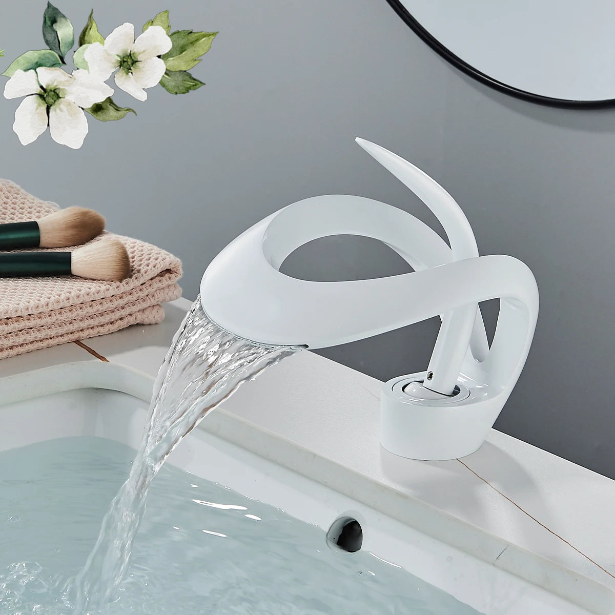 ALL Brass Black Bathroom Basin Faucet Waterfall Hot Cold Water Mixer Tap Deck Mounted Single Handle Modern Style Mixer Crane